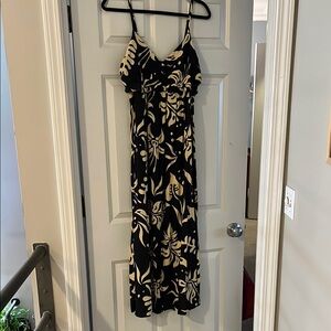 NWT GAP Black and Cream Maxi Dress